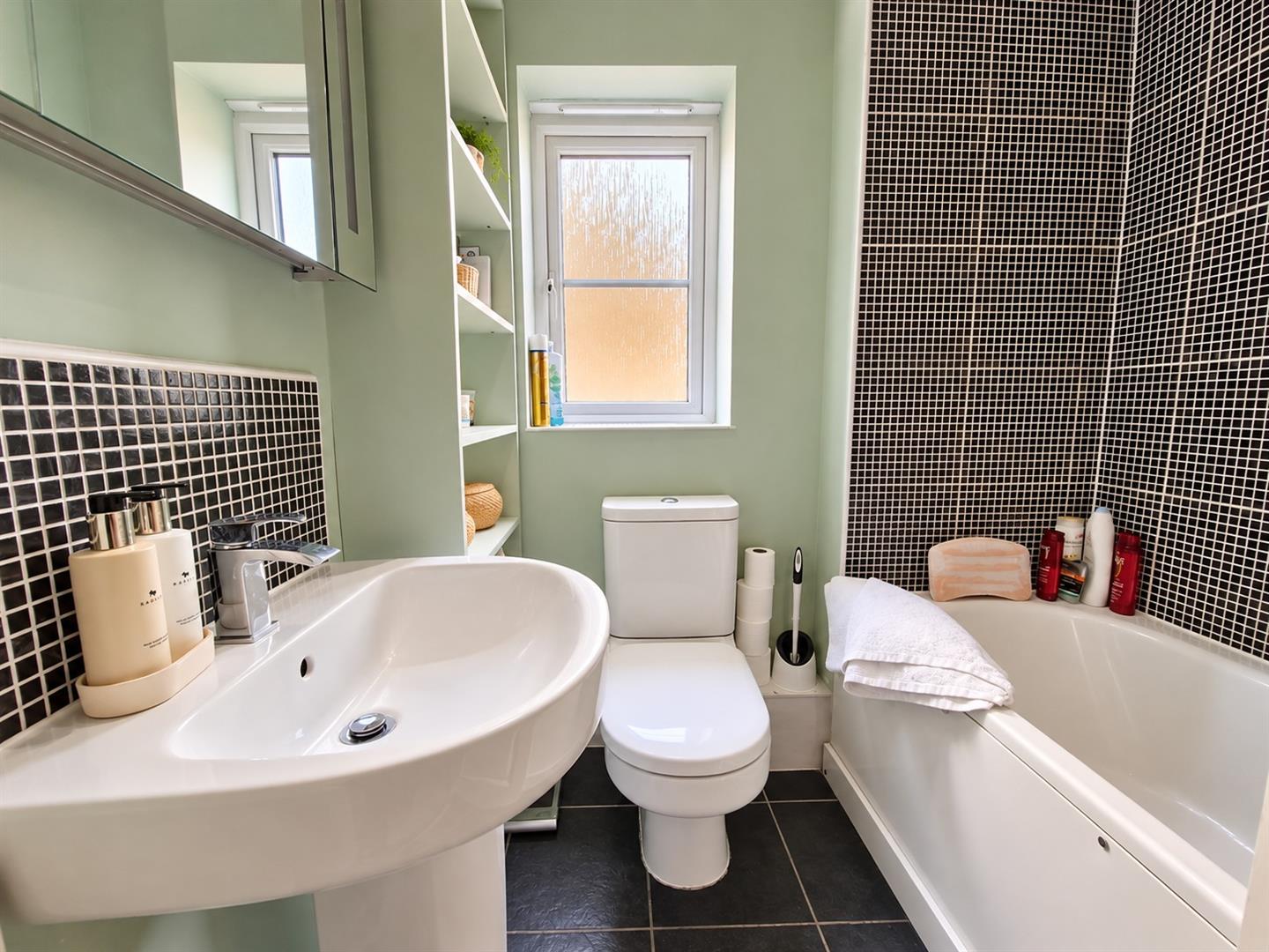 Hilton Close, Kempston, Bedford